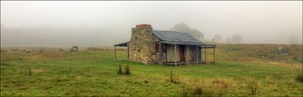 Brayshaws Hut - Koscioszko NP - NSW (PBH4 00 12560)